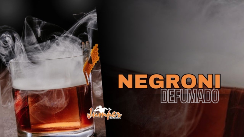 Negroni defumado by Jumper Bartenders